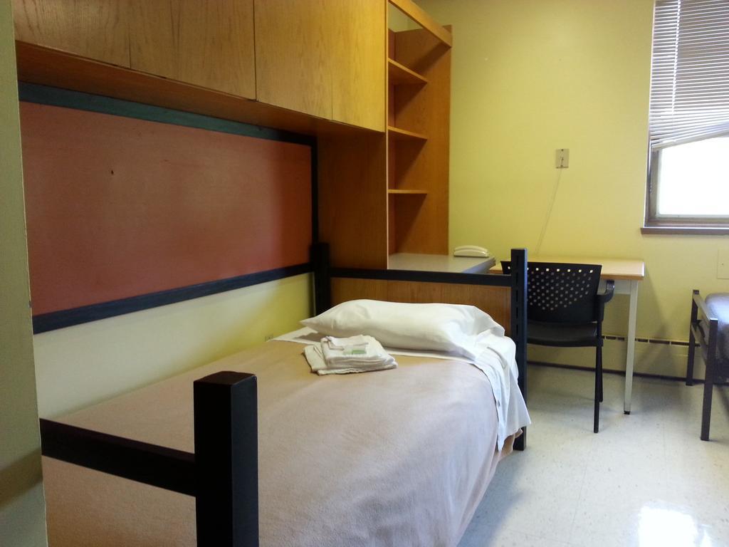 Universite De Moncton Luaran gambar
